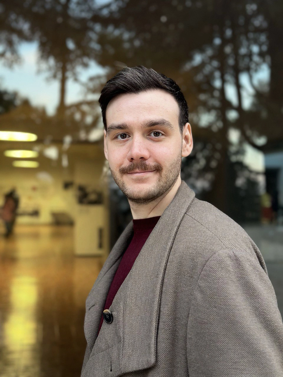 Преподаватель Глеб Смирягин